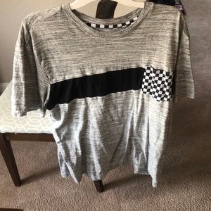 3/$20 Men’s T-shirt w Frocket